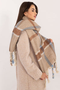 Elegant Scarf - Checkered with Tassels