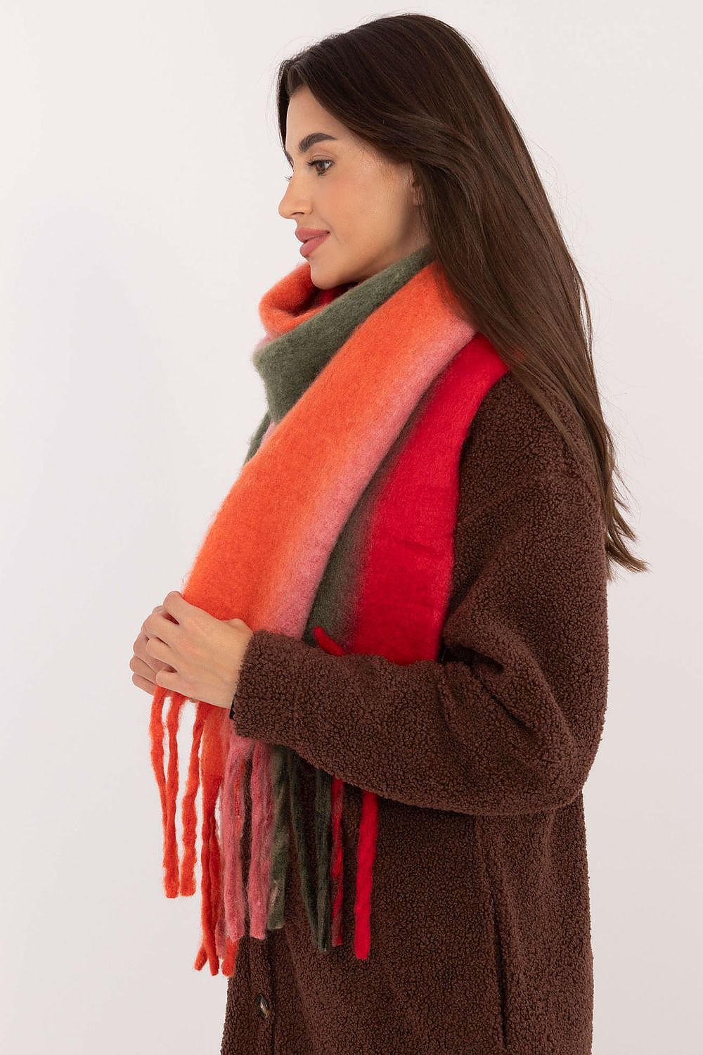 Chic Tasselled Winter Wrap