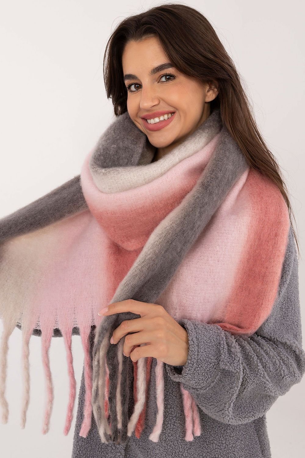 Chic Tasselled Winter Wrap