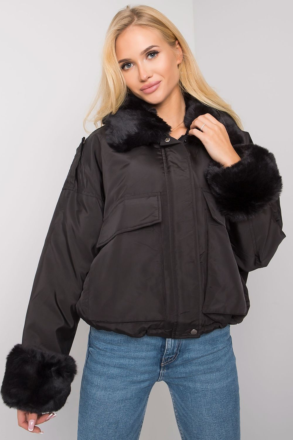 Chic Jacket - Faux Fur Trim - Michelle & Kenza Co.