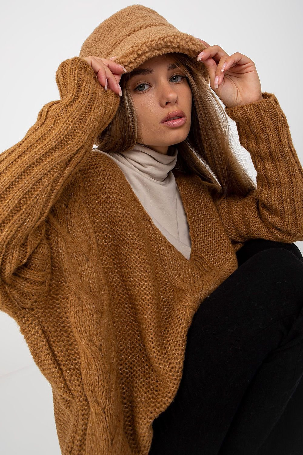 Chic Heart Neck Sweater