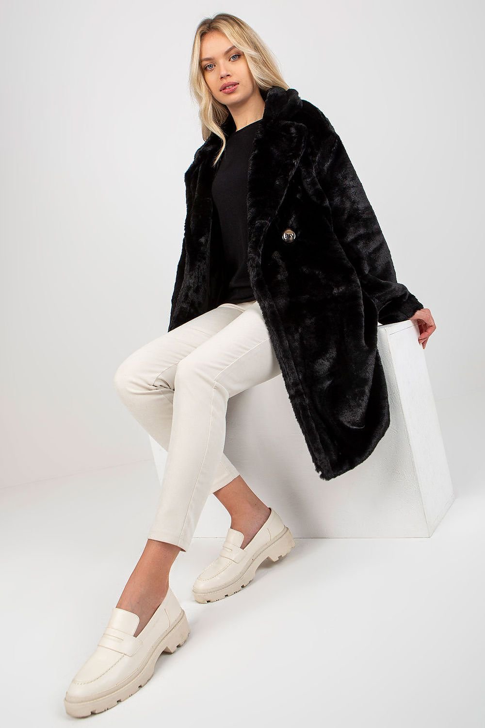 Chic Buttoned Fur Coat