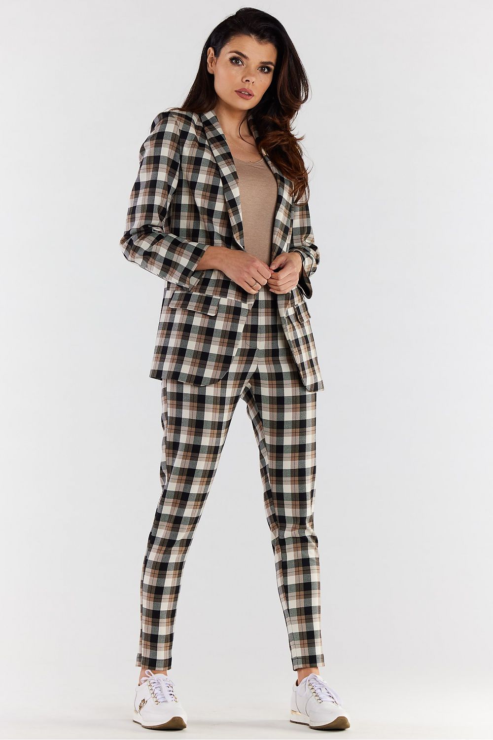 Urban Tailored Chic Jacket in Trendy Check