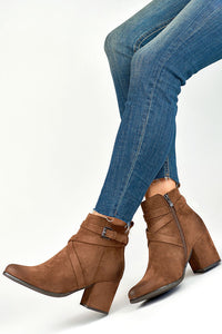 Elegant Insulated Suede Booties