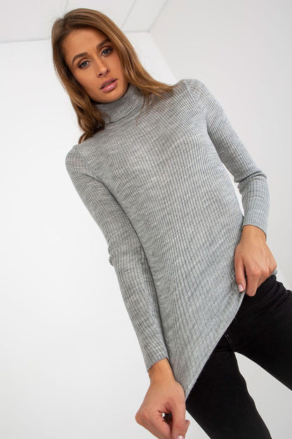 Sophisticated Ribbed Turtleneck