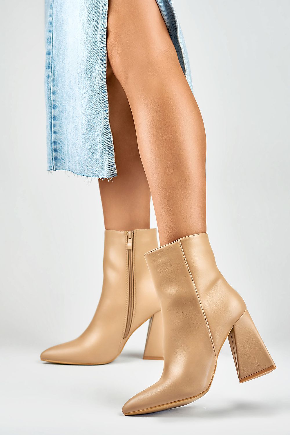 Elegant Stiletto Beige Boots