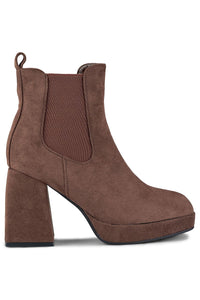 Elegant Suede Heel Boots