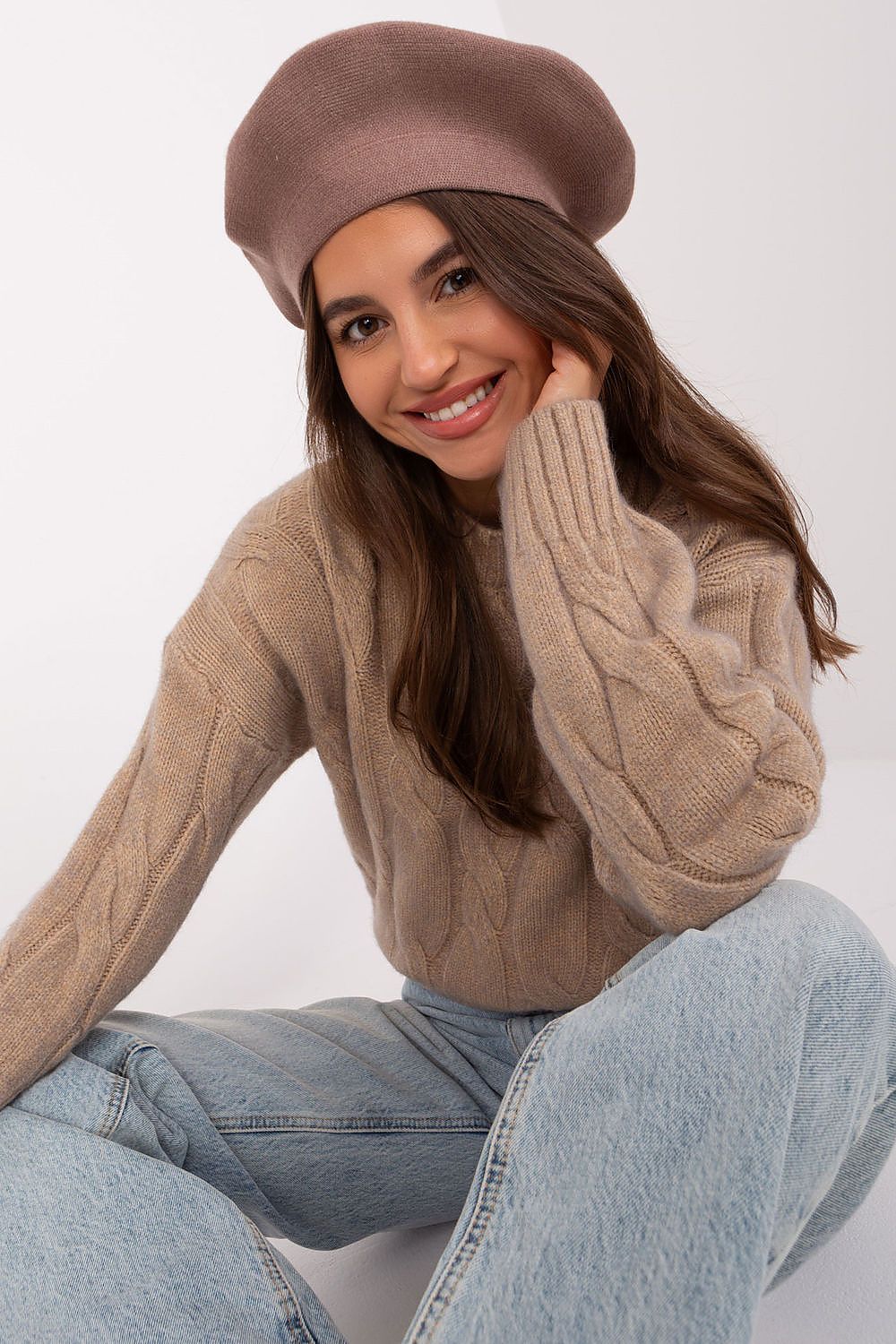 Elegant Cashmere Blend Beret