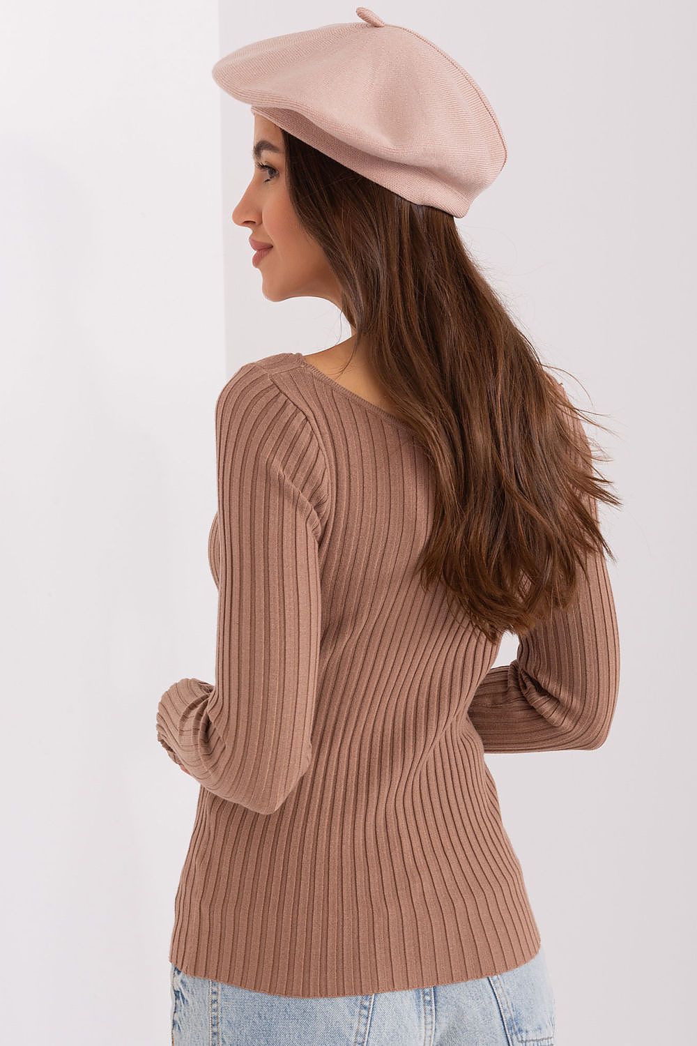 Acrylic Blend Beret with Delicate Antenna - Michelle & Kenza Co.