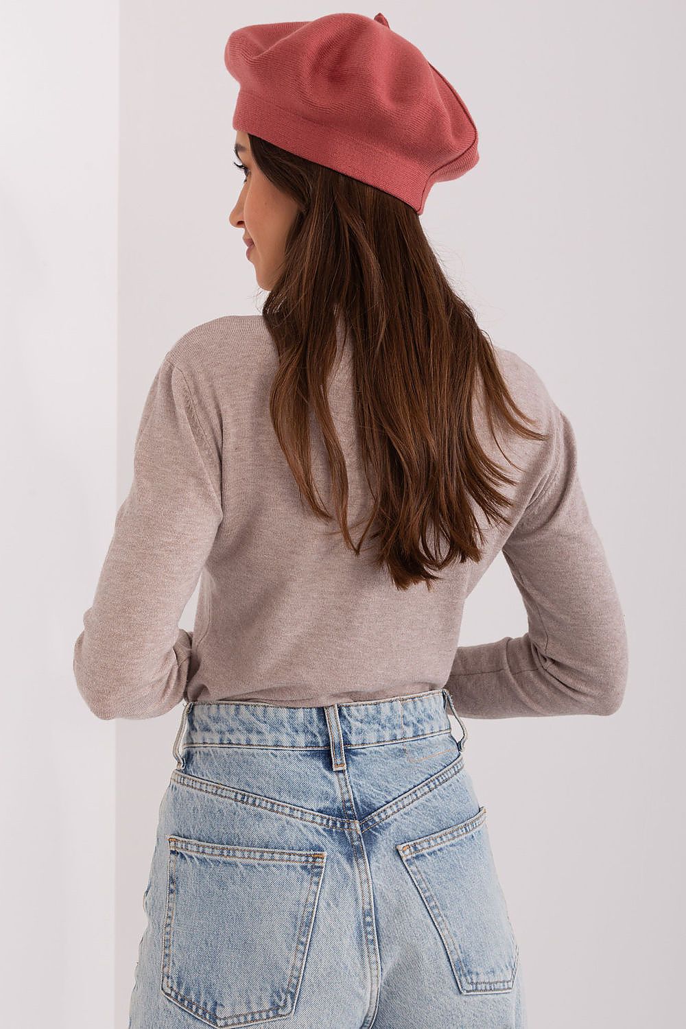 Acrylic Blend Beret with Delicate Antenna - Michelle & Kenza Co.