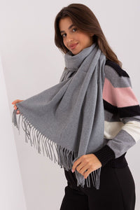 Chic Long Scarf - Tasselled