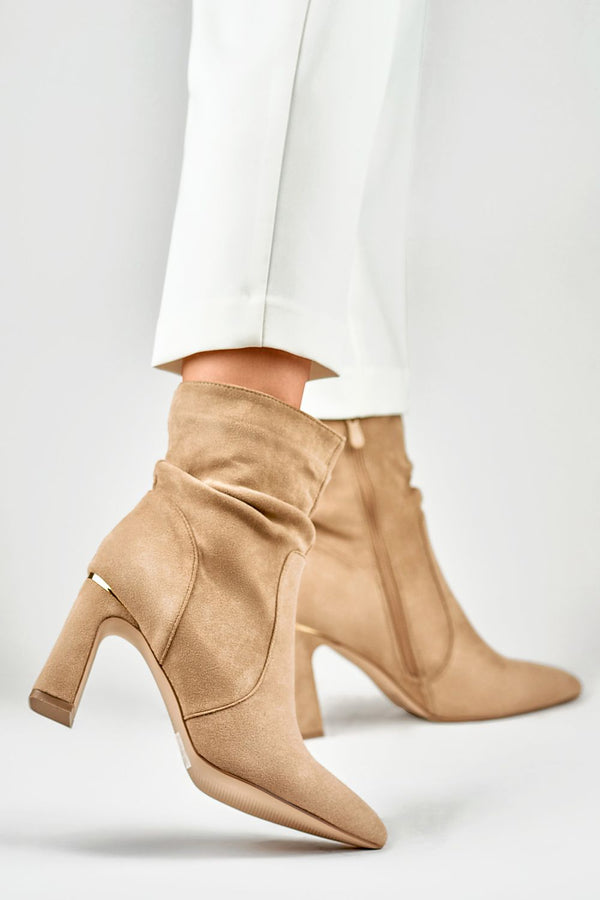 Elegant Eco-Suede Heeled Boots