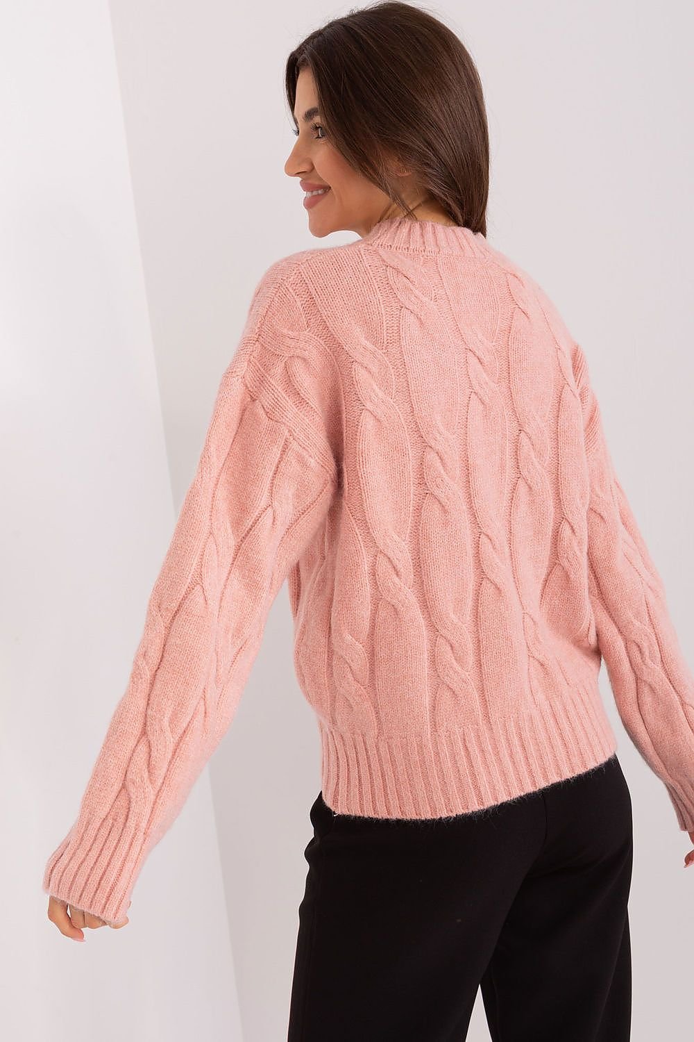 Elegant Women's Sweater